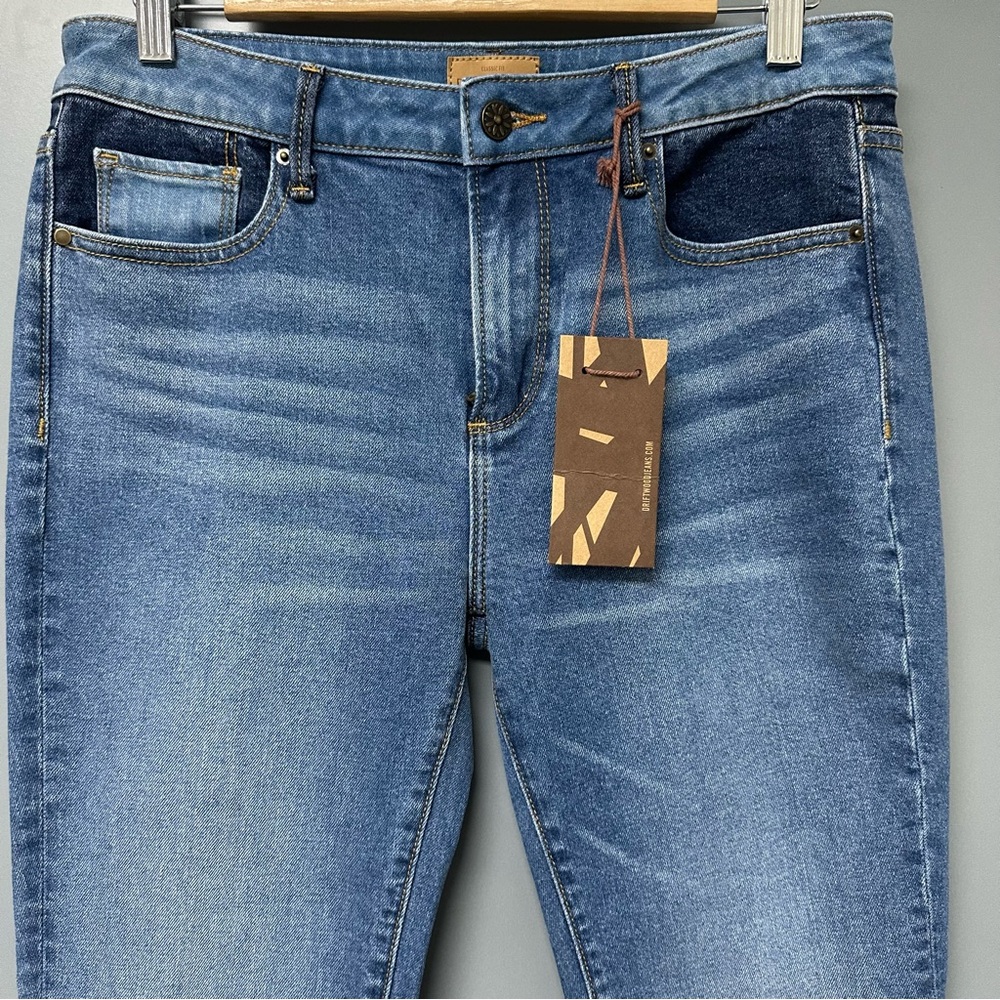 🔥SOLD🔥Driftwood Classic Fit Cleo Patchwork High Rise Flare Jeans Raw Hem - Picture 2 of 15